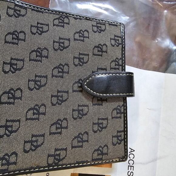 Vintage 1975 Dooney & Bourke Signature Canvas Wallet with COA - EUC - Picture 2 of 8